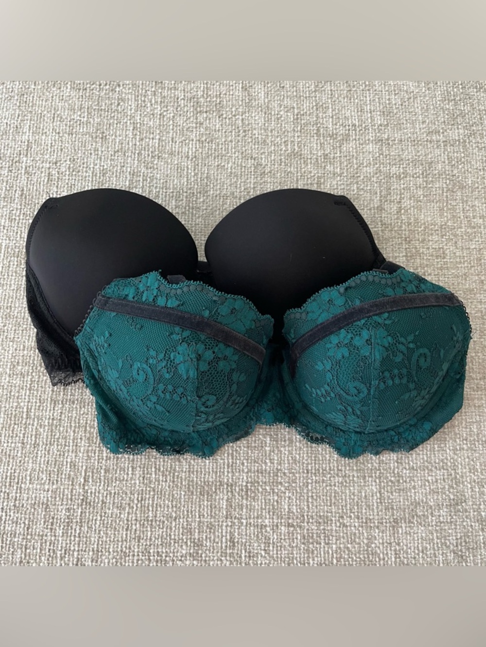 Victoria's Secret Black & Green Lace Bra Bundle